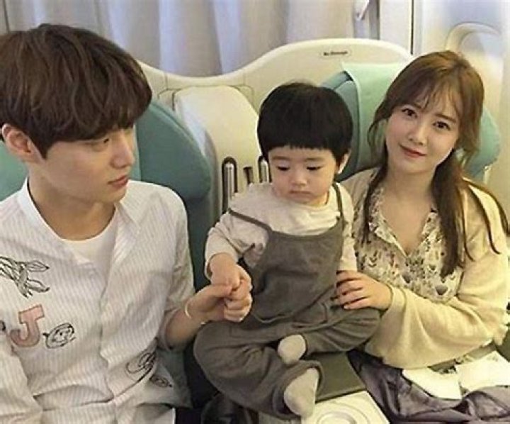 Ahn Jae-hyun And Ku Hye Sun's Baby: A Journey Of Love And Parenthood